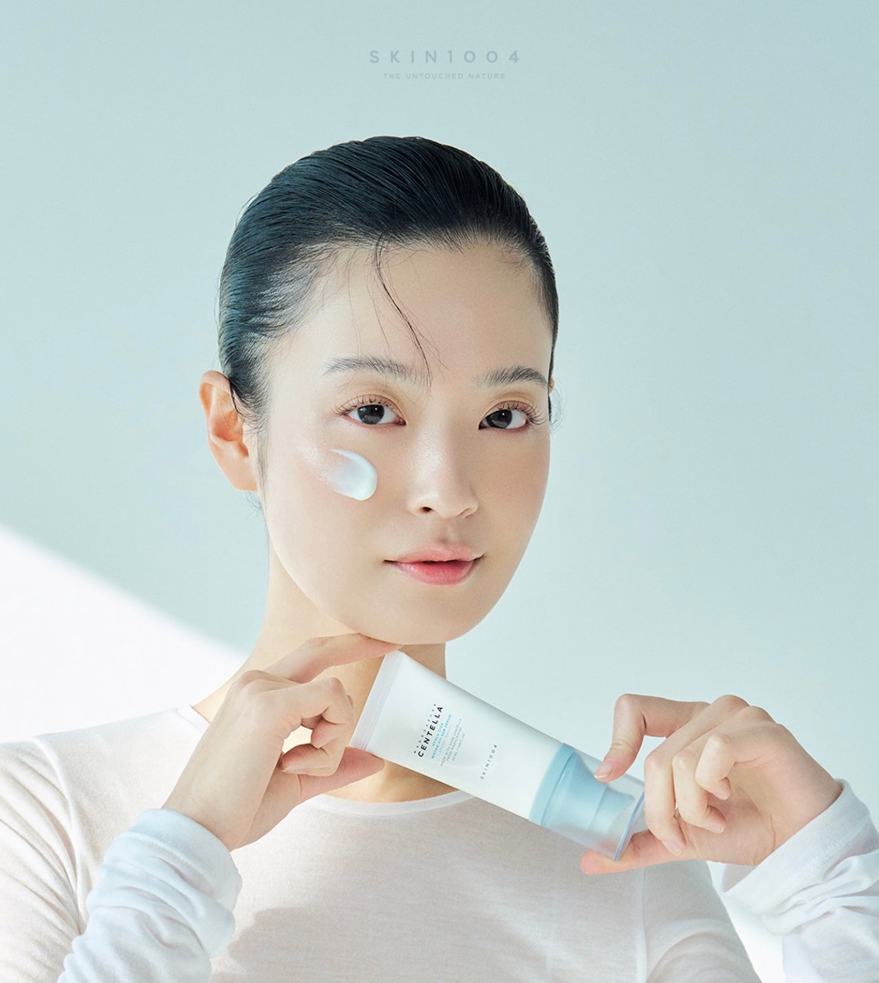 SKIN1004 Centella Hyalu-Cica Water-Fit Sun Serum UV