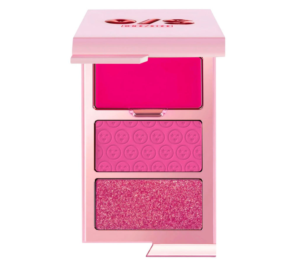 One size- Cheek Clapper 3D Blush Trío