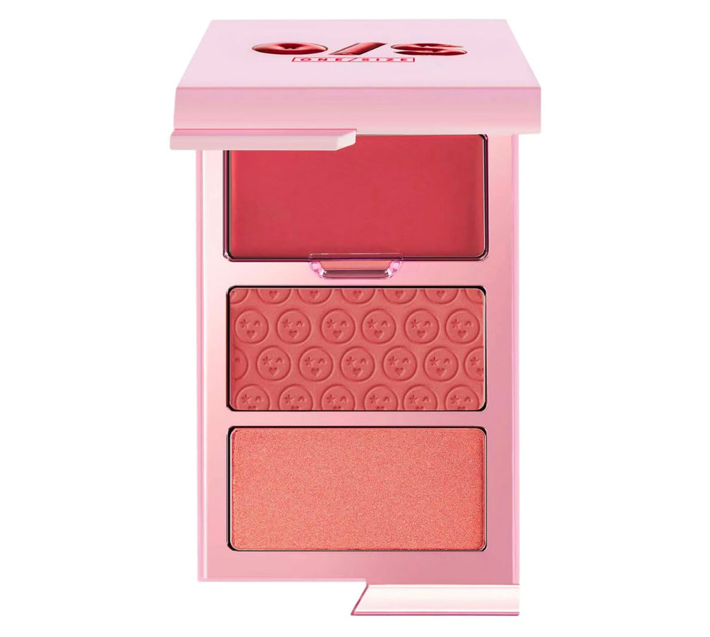 One size- Cheek Clapper 3D Blush Trío